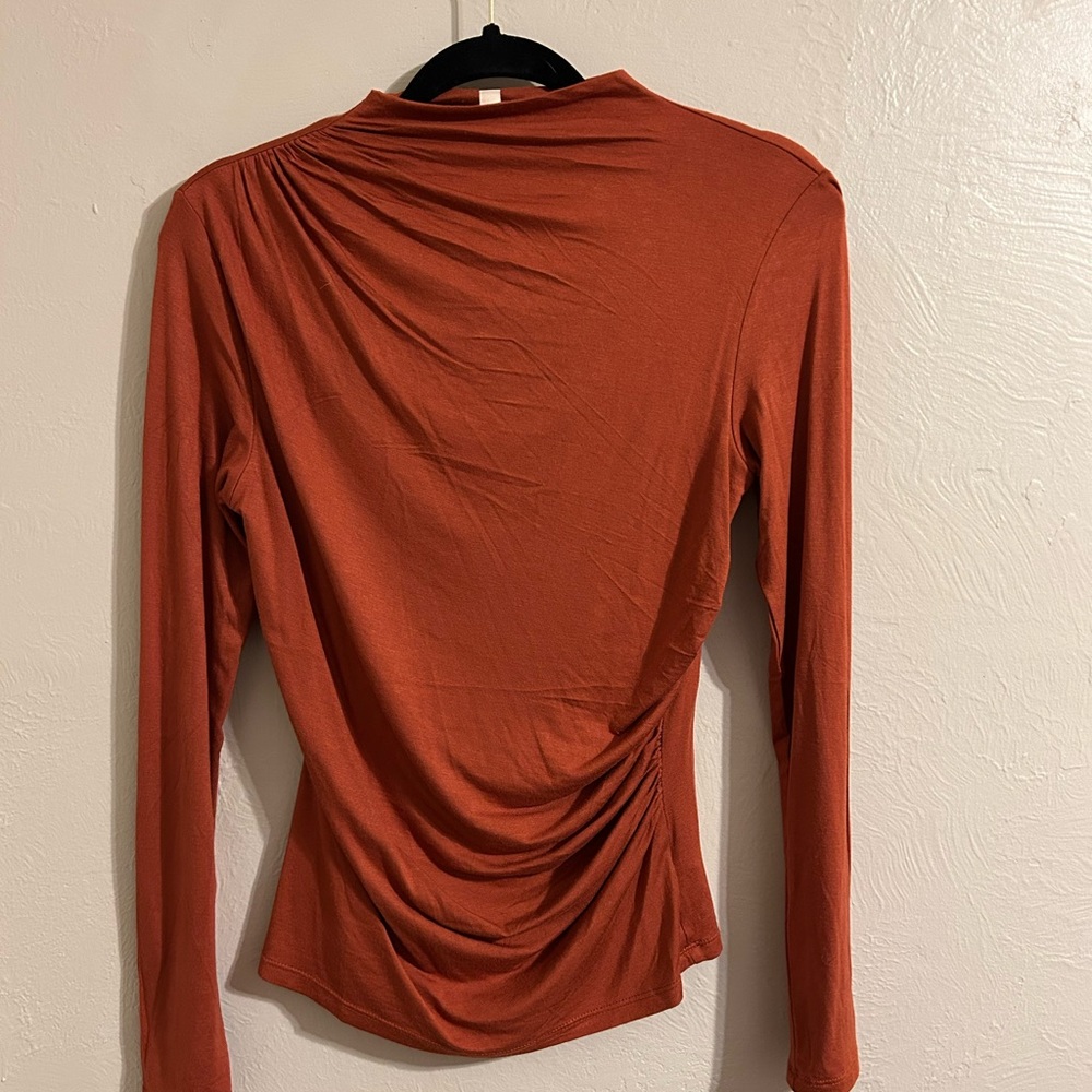 Hem and Thread Long Sleeve Ruched Top - Rust